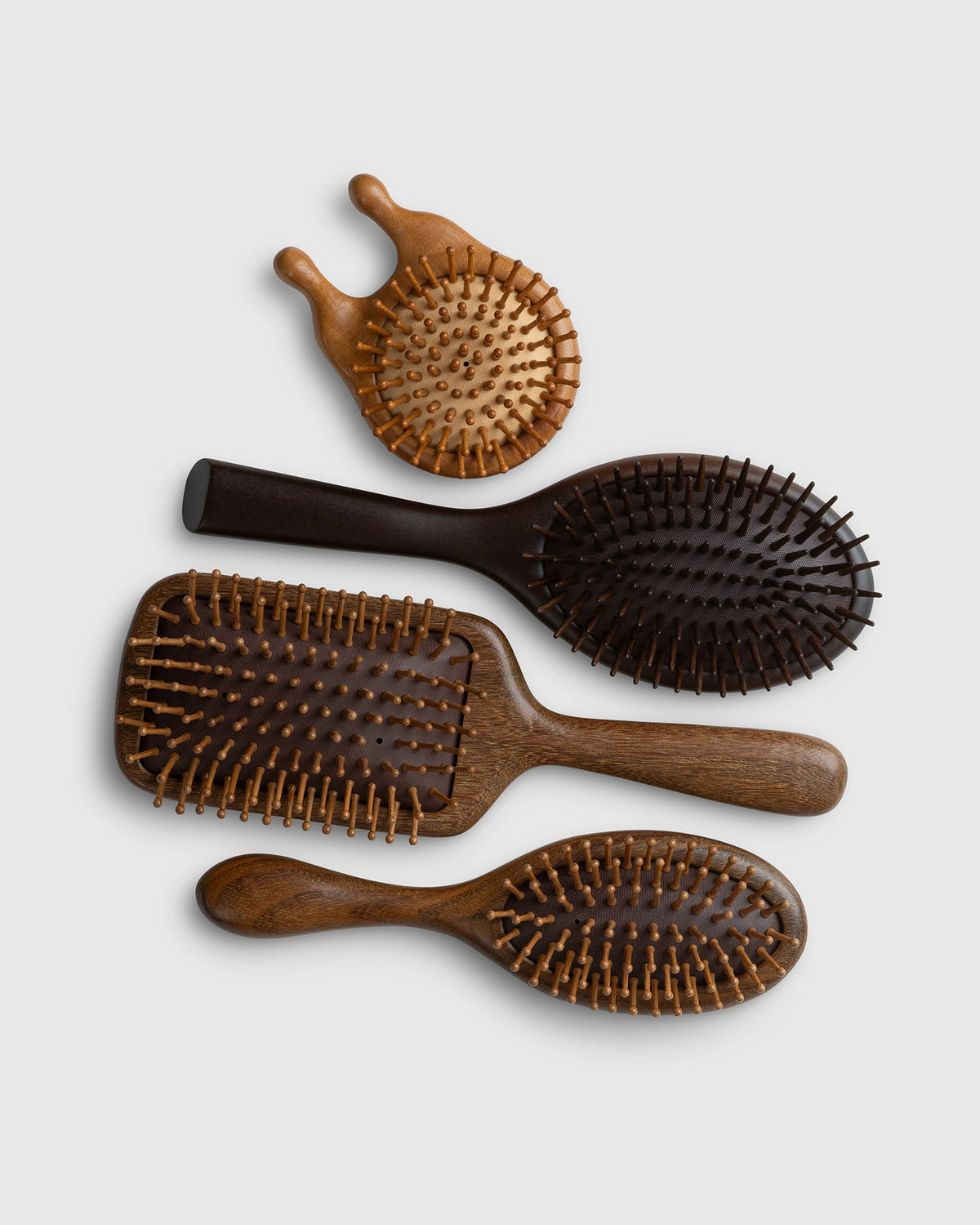 OVAL BRUSH WOOD