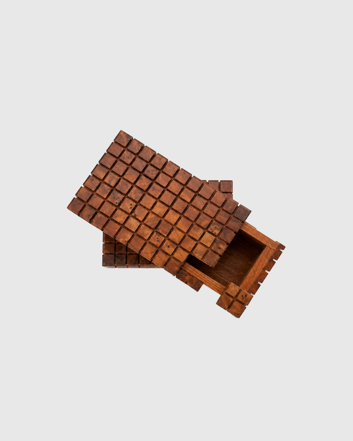 HIDDEN BOX